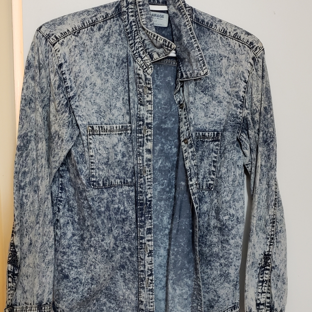 Blouse. 100% cotton. Worn only 3 times